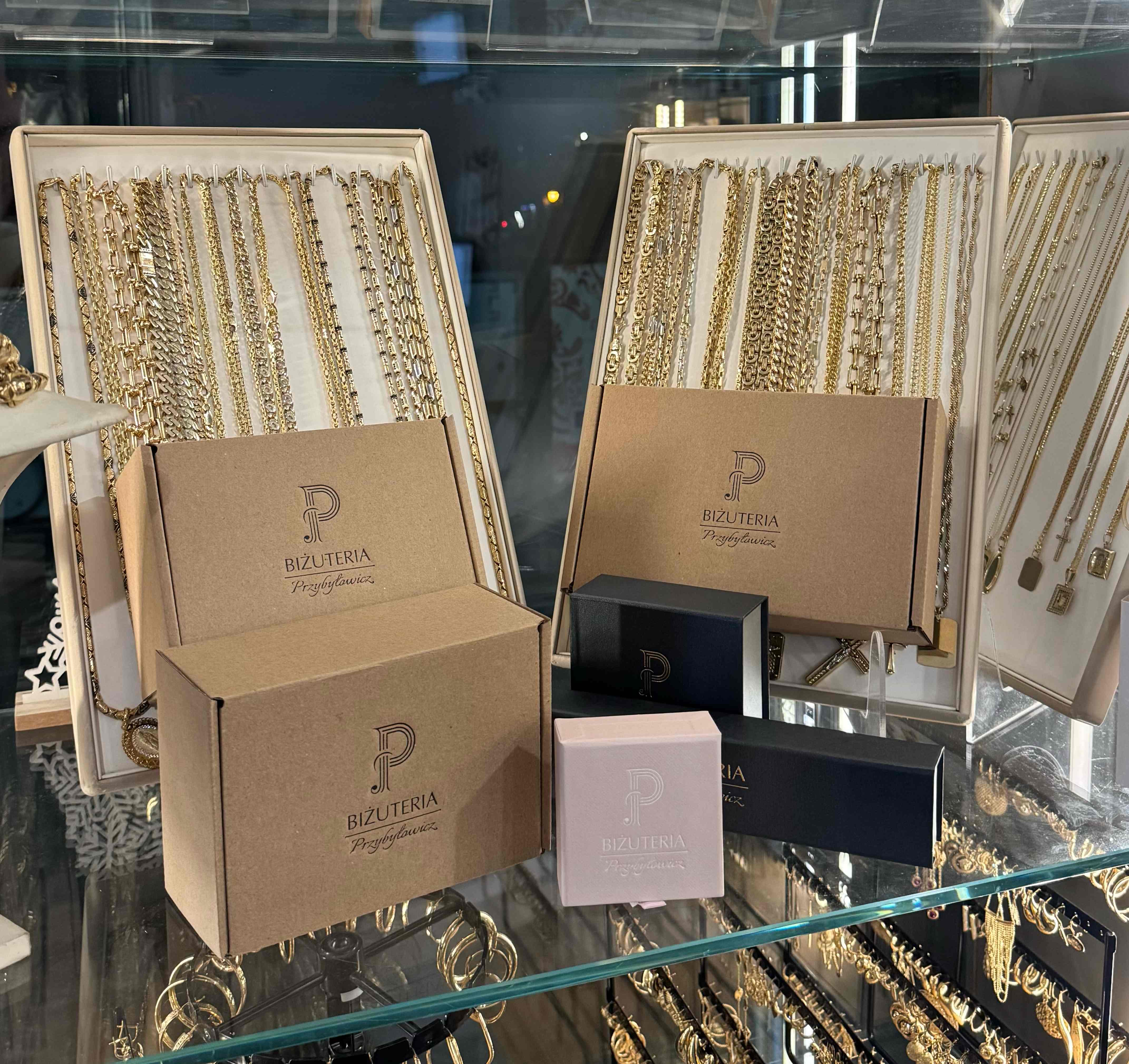 Wnętrze salonu Biżuteria Przybyłowicz